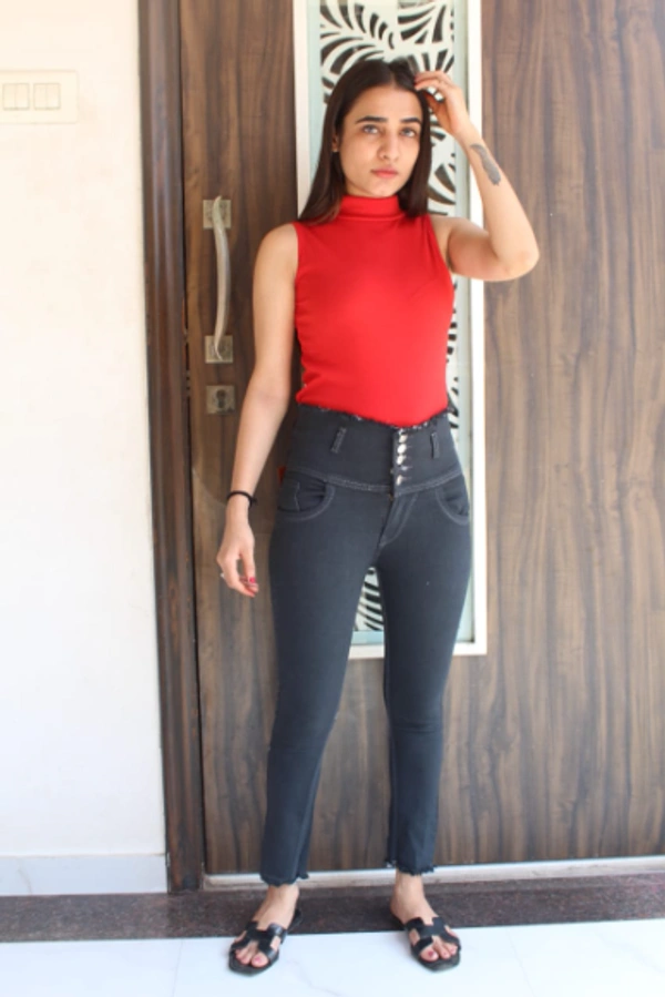 HIGH BELT JEANS